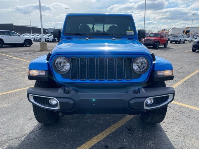 2024 Jeep Gladiator Sport 2