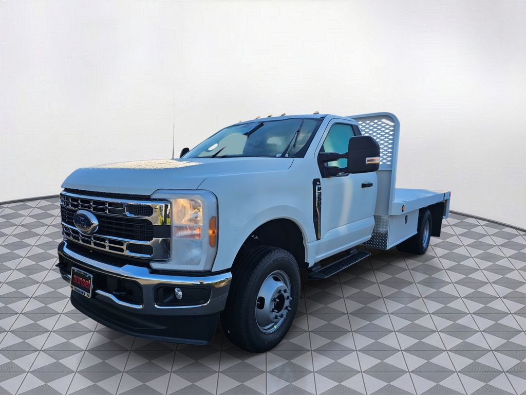 New 2025 White Ford XL image 3