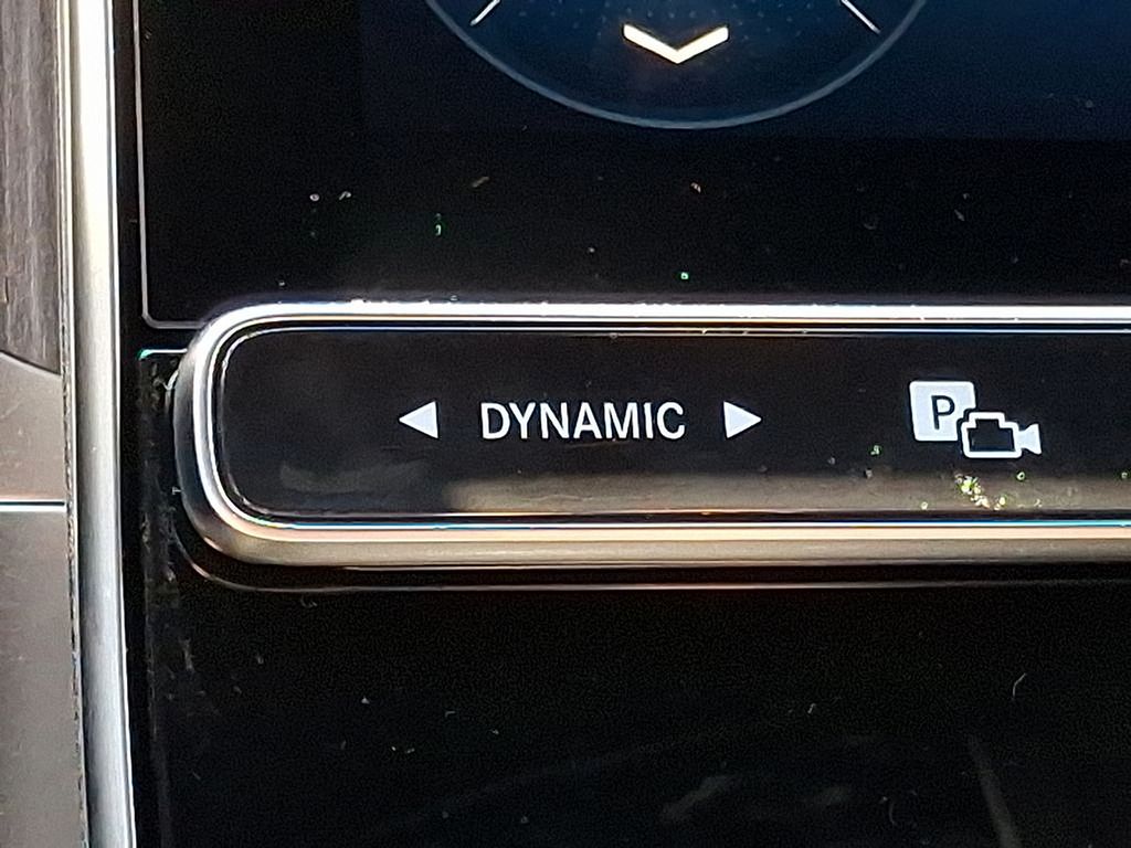 Thumbnail: 2025 Mercedes-Benz GLC - 18