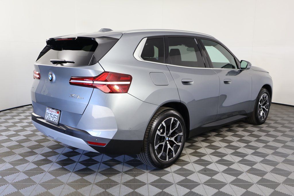 Thumbnail: 2025 BMW X3 - 4