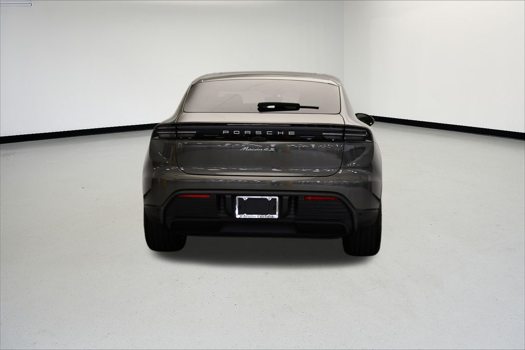 Thumbnail: 2025 Porsche Macan - 6