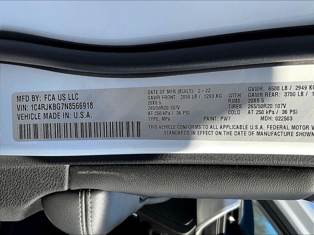 2022 Jeep Grand Cherokee L — photo 34