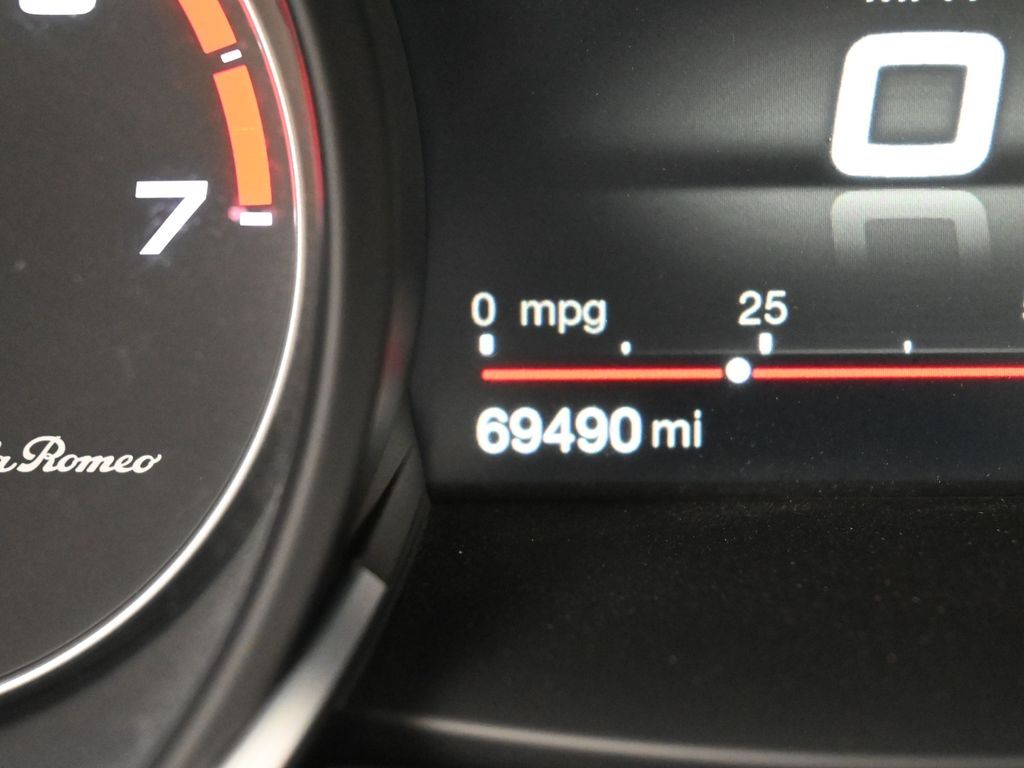 Used 2018 Misano Blue Metallic Alfa Romeo Ti image 30