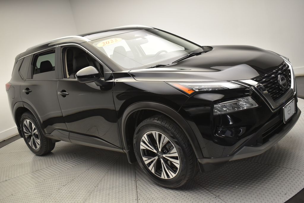 2022 Nissan Rogue SV 3