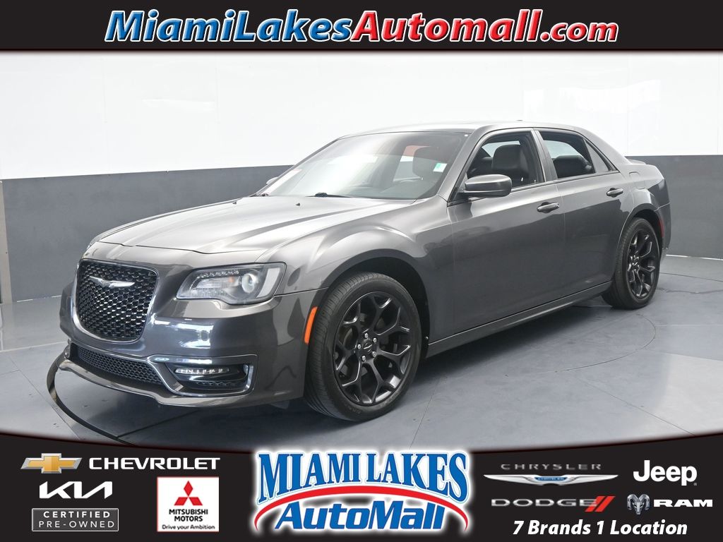 2020 Chrysler 300