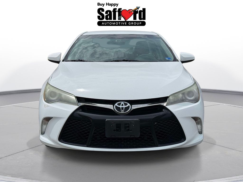Used 2015 White Toyota SE image 7