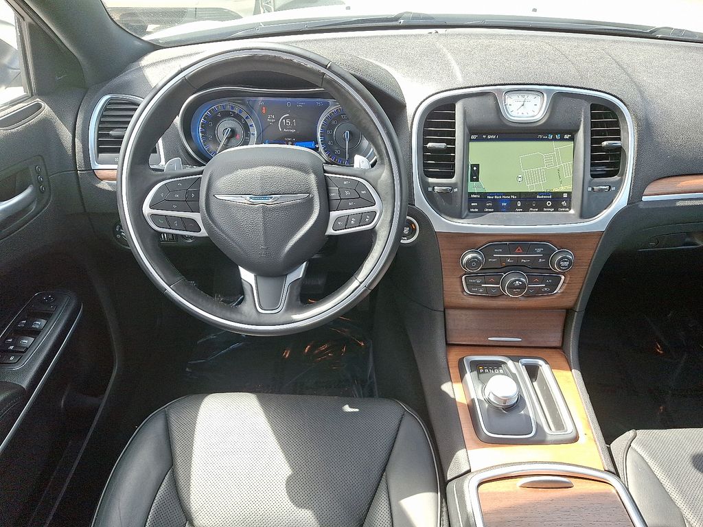 Thumbnail: 2019 Chrysler 300 - 12