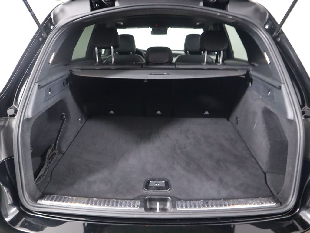 2022 Mercedes-Benz GLC 300 28