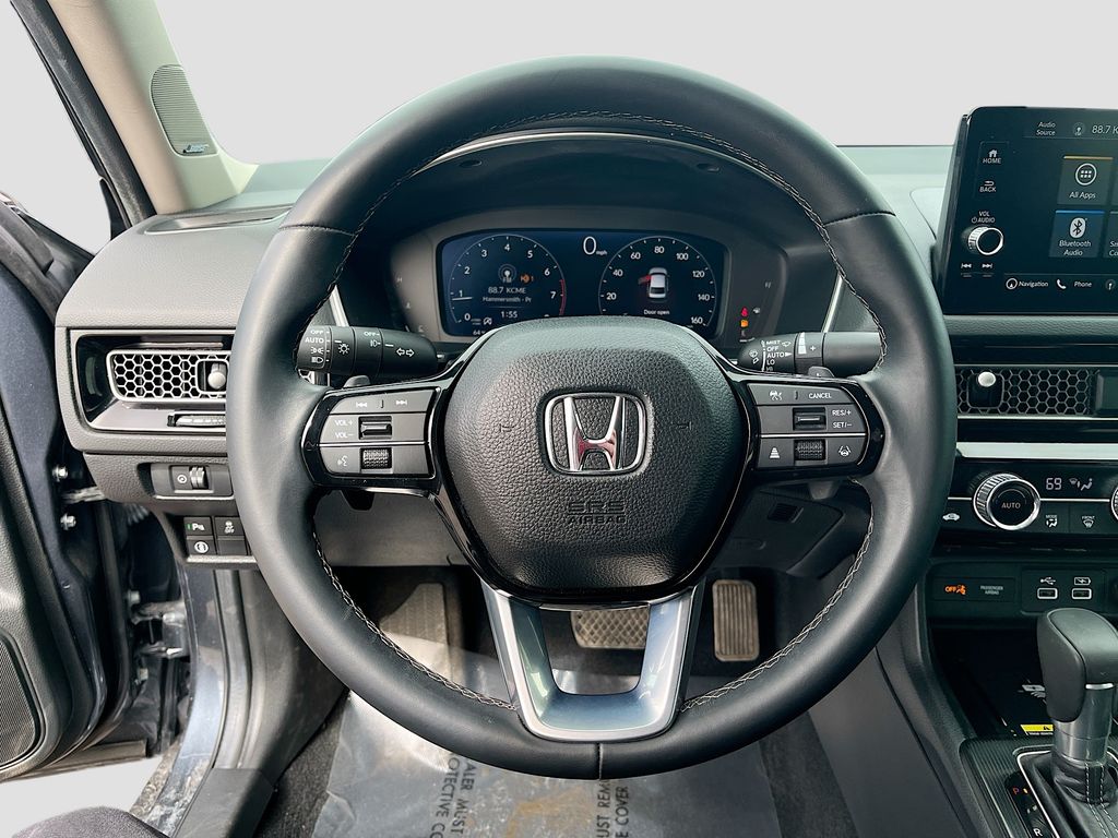 Used 2024 Gray Honda Touring image 11
