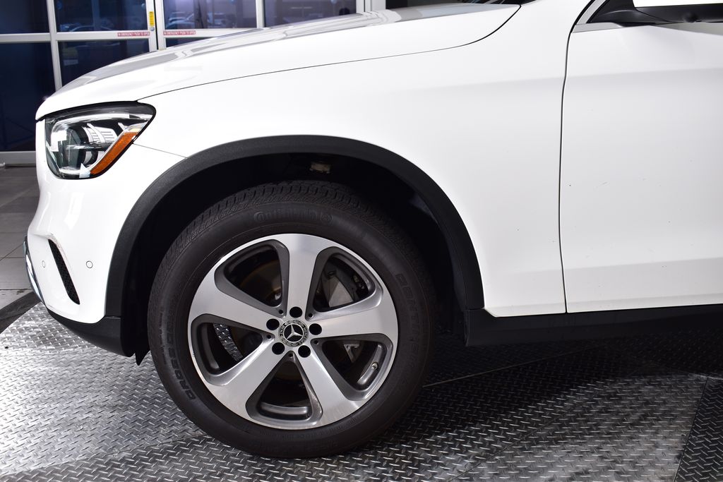 Thumbnail: 2022 Mercedes-Benz GLC - 9