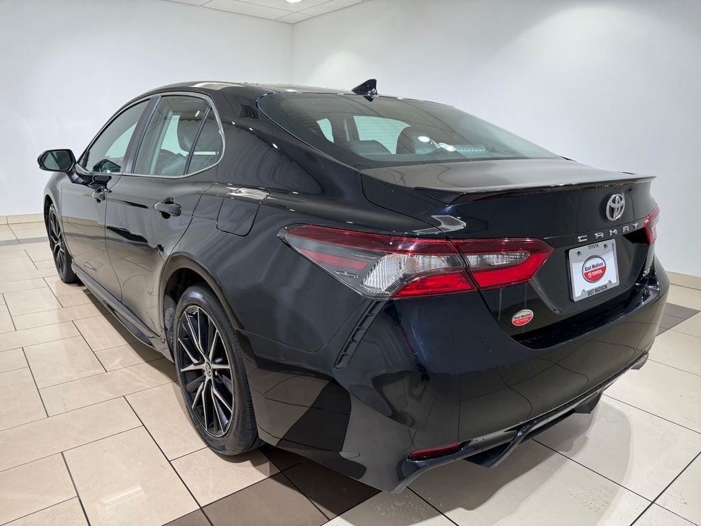 Thumbnail: 2024 Toyota Camry - 3
