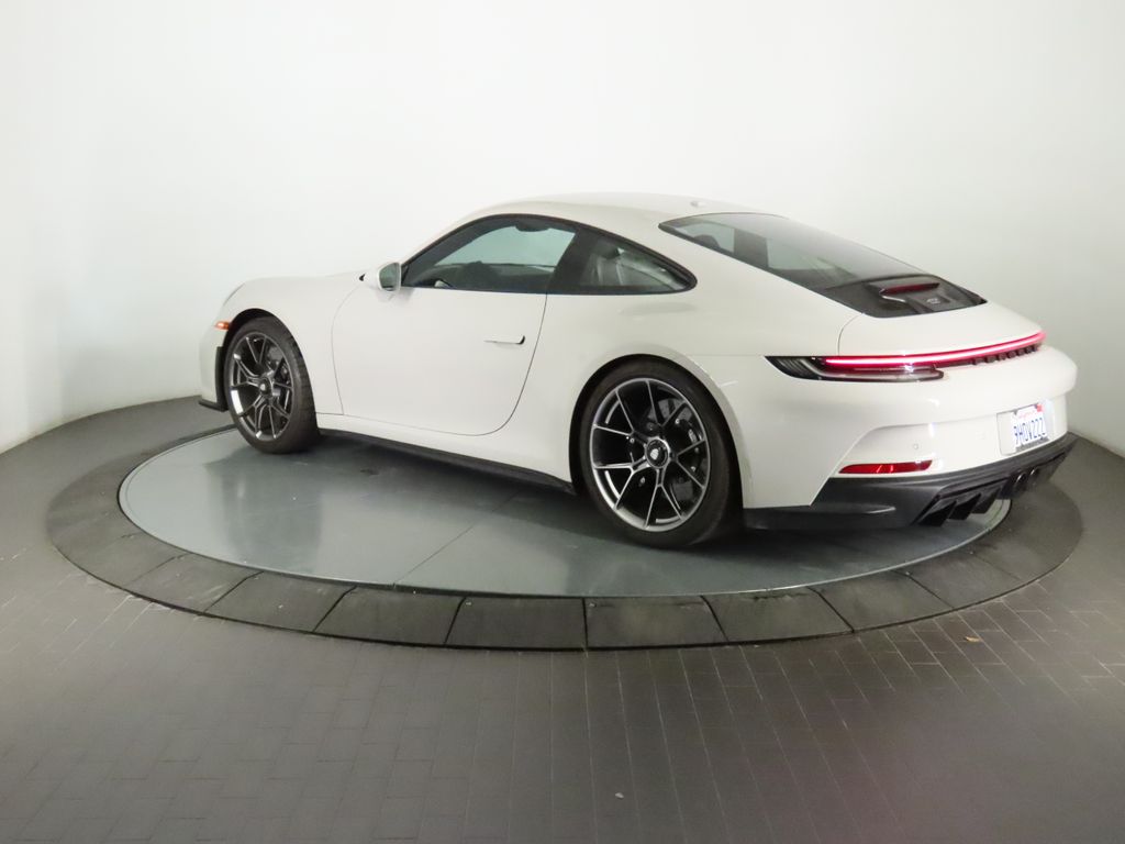 Thumbnail: 2023 Porsche 911 - 3