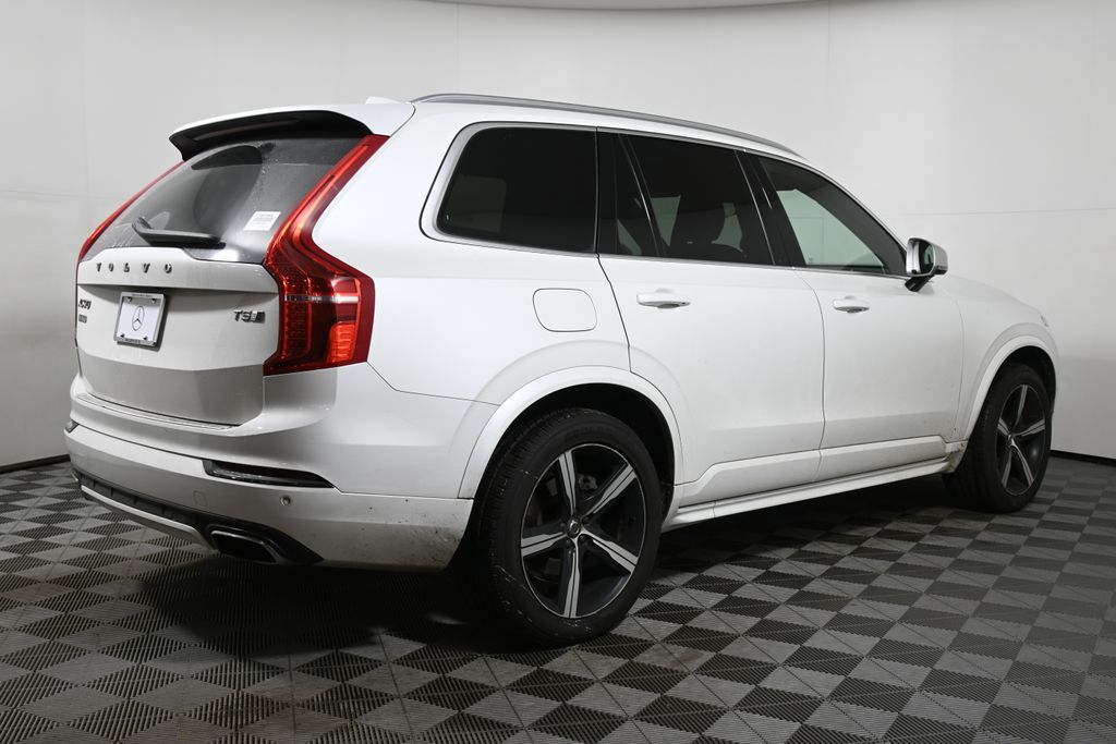 Thumbnail: 2019 Volvo XC90 - 10