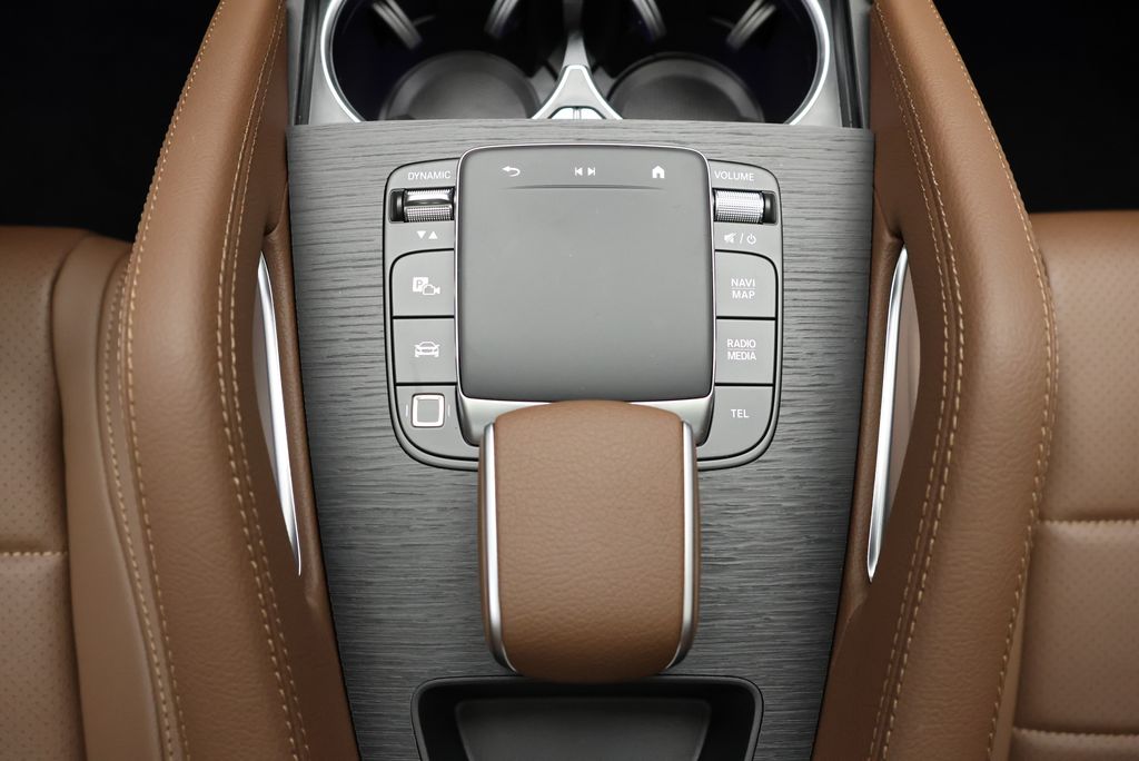 Thumbnail: 2026 Mercedes-Benz GLE - 29