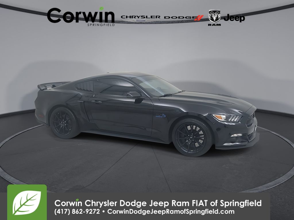 2017 Ford Mustang GT Premium Coupe RWD