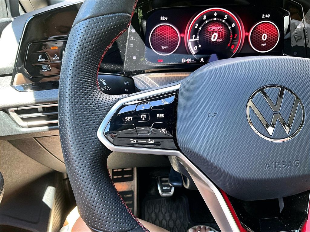 2024 Volkswagen Golf GTI — photo 19
