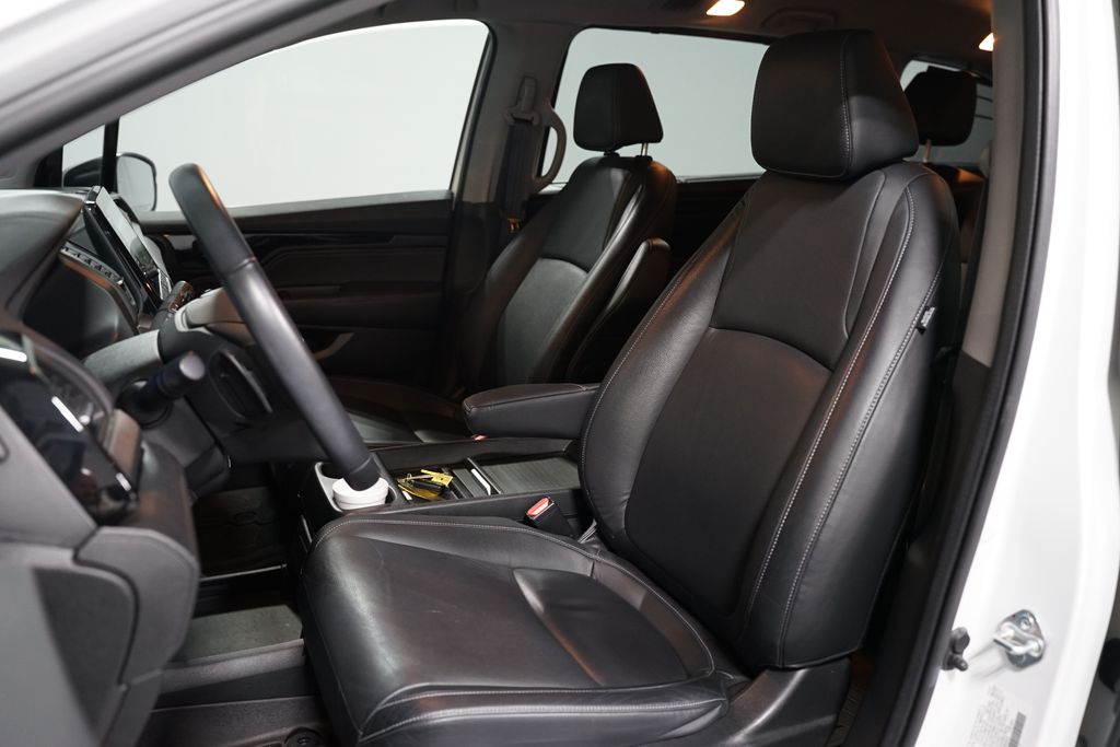 Thumbnail: 2023 Honda Odyssey - 6