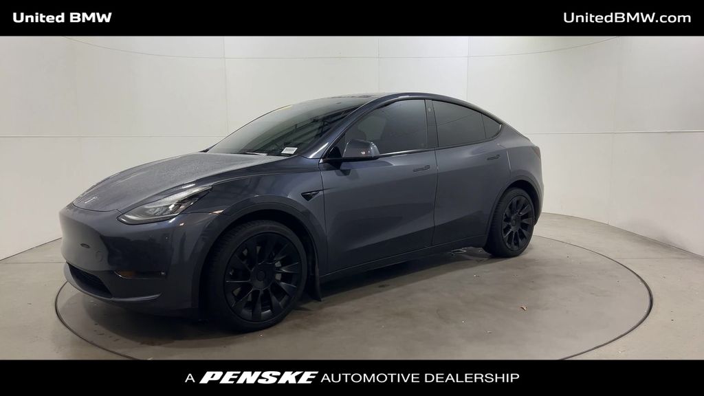 Thumbnail: 2022 Tesla Model Y - 4