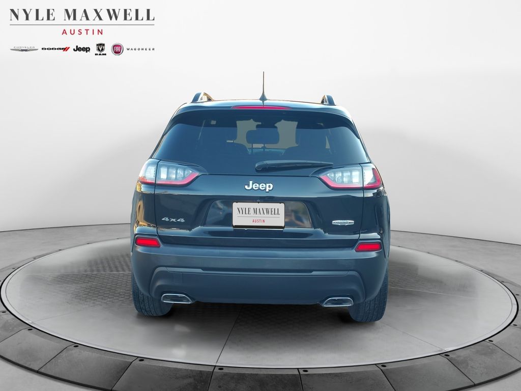 Used Car 2022 Jeep Cherokee  Latitude Lux For Sale Under $25,000 In Austin, Texas