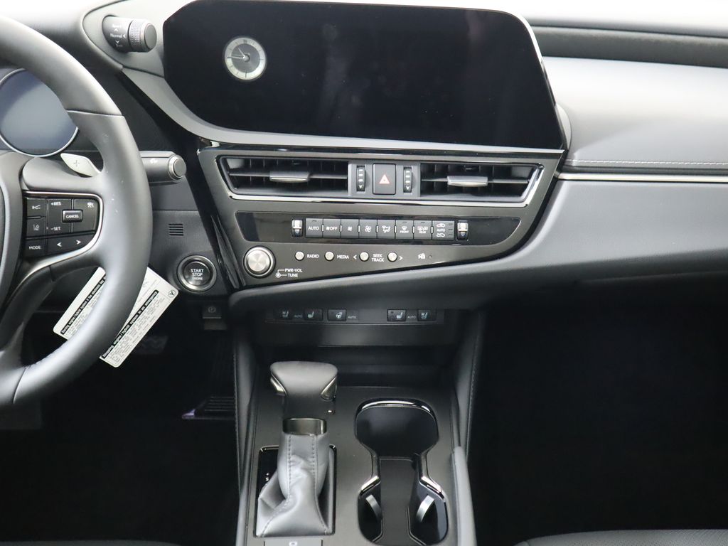 Thumbnail: 2025 Lexus ES - 15