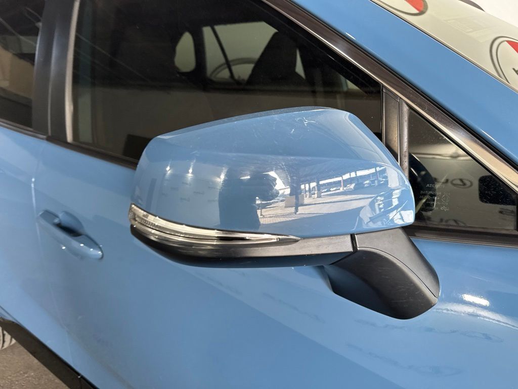 Thumbnail: 2023 Toyota RAV4 - 9