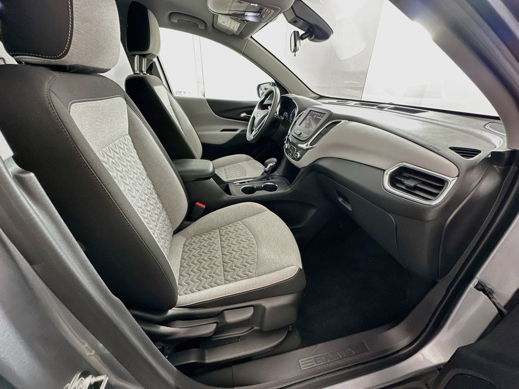 Thumbnail: 2024 Chevrolet Equinox - 25