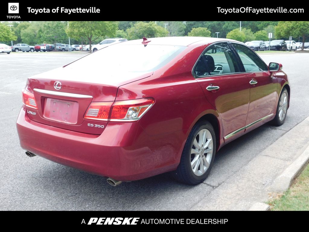 Thumbnail: 2010 Lexus ES - 4