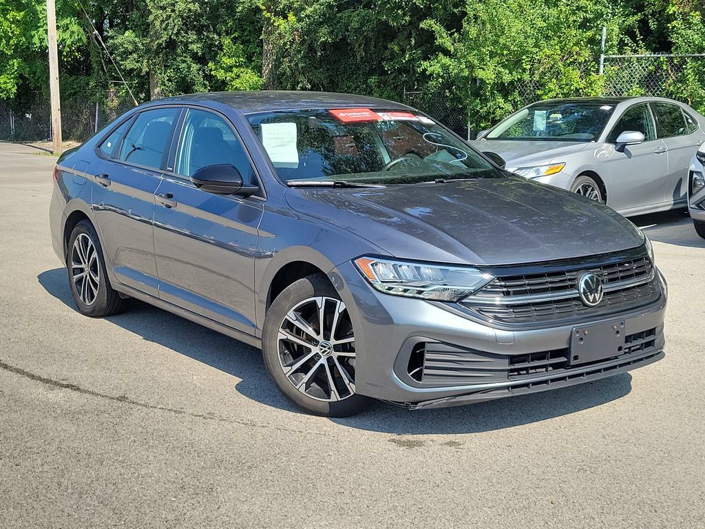 Gray 2024 Volkswagen Jetta Sedan Front-Wheel Drive 8-Speed Automatic