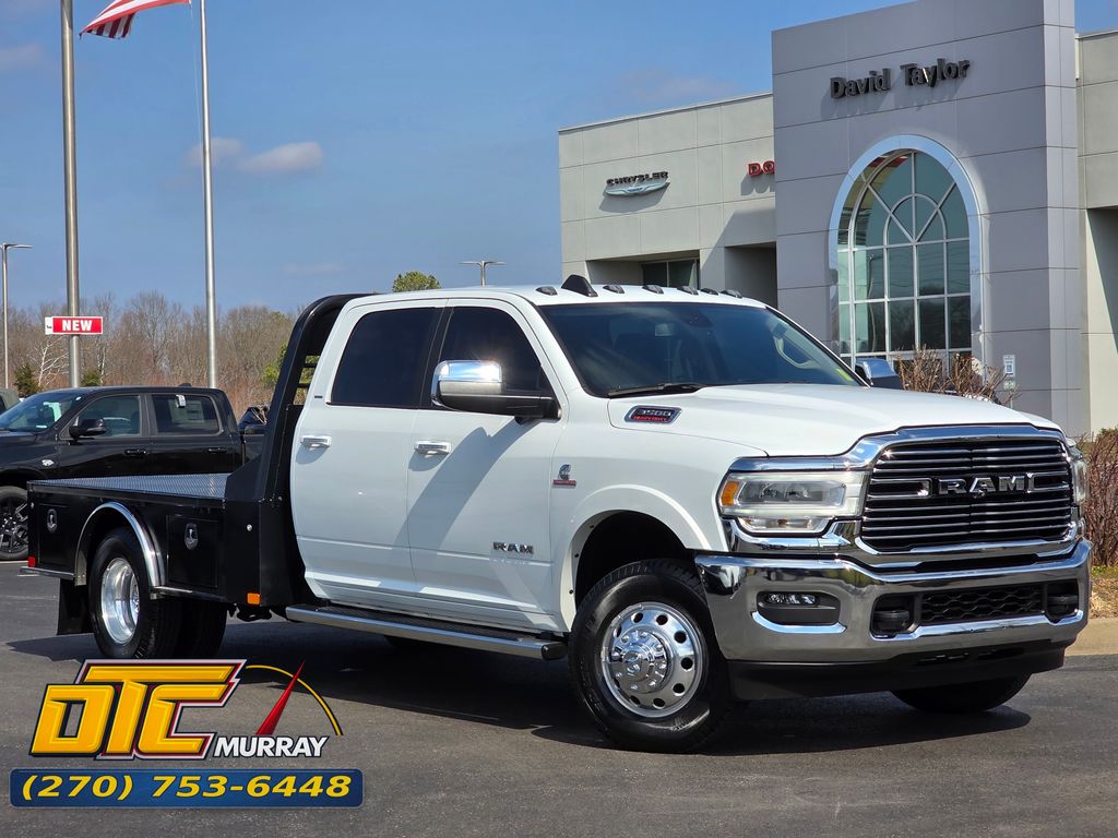 2022 RAM 3500 Chassis Laramie Crew Cab LB DRW 4WD