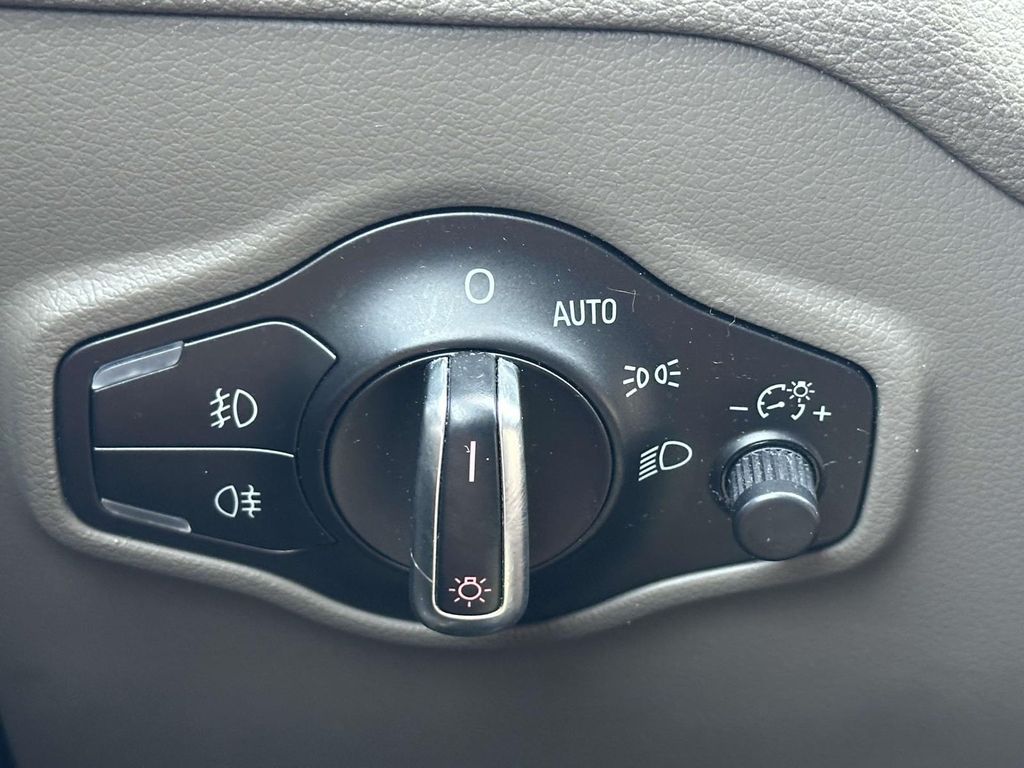 2013 Audi Q5 Premium 13