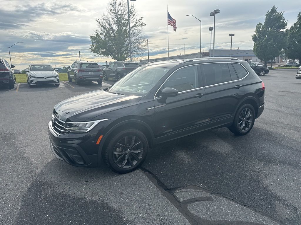 2022 Volkswagen Tiguan 2.0T SE - 11