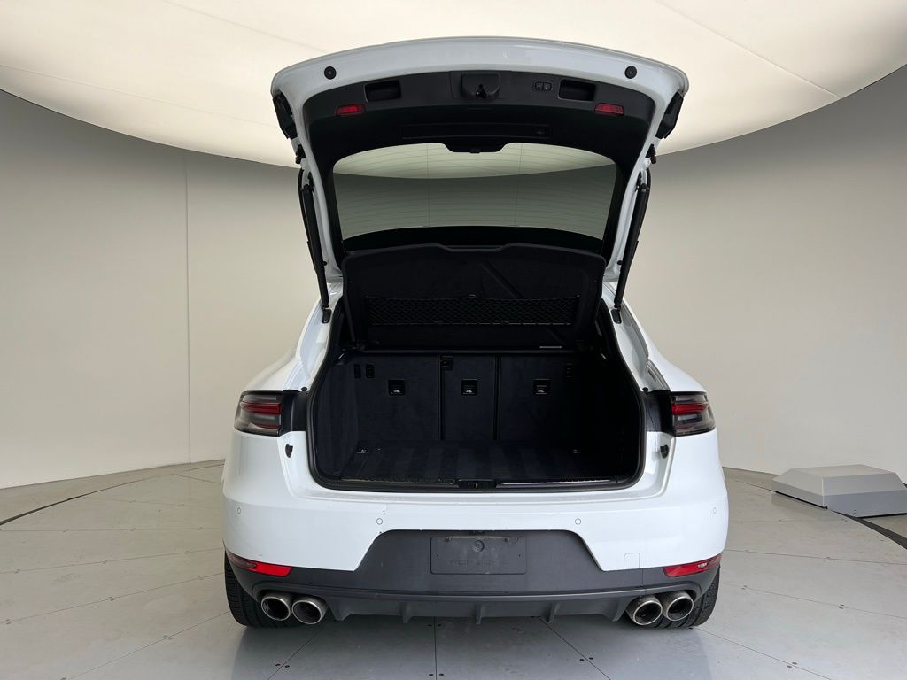 Thumbnail: 2019 Porsche Macan - 20