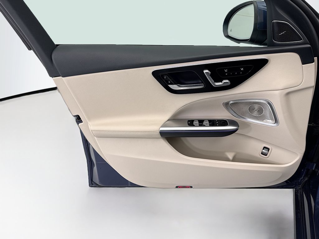 Thumbnail: 2025 Mercedes-Benz C-Class - 23