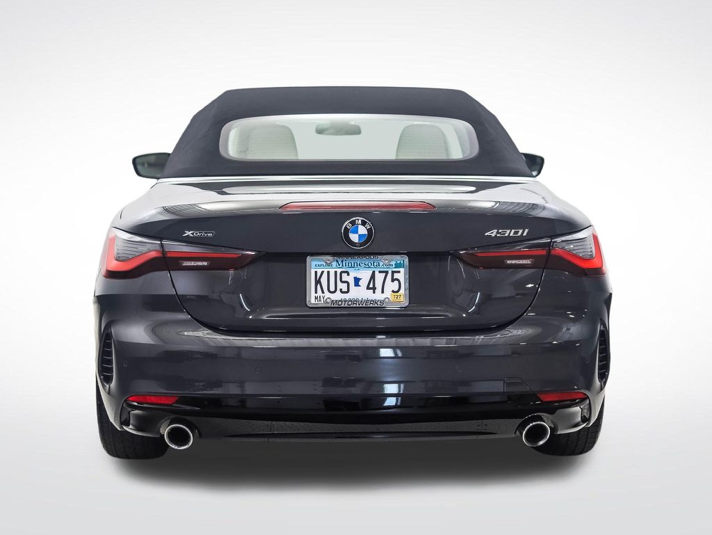 Thumbnail: 2024 BMW 4 Series - 4