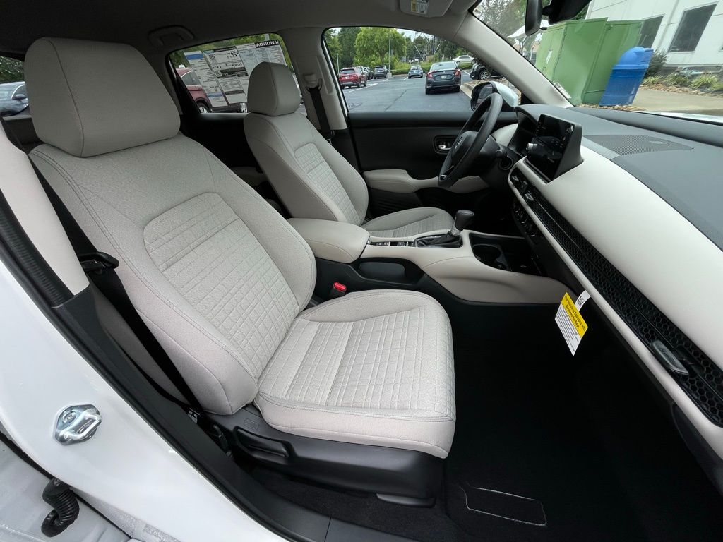 Thumbnail: 2026 Honda HR-V - 32