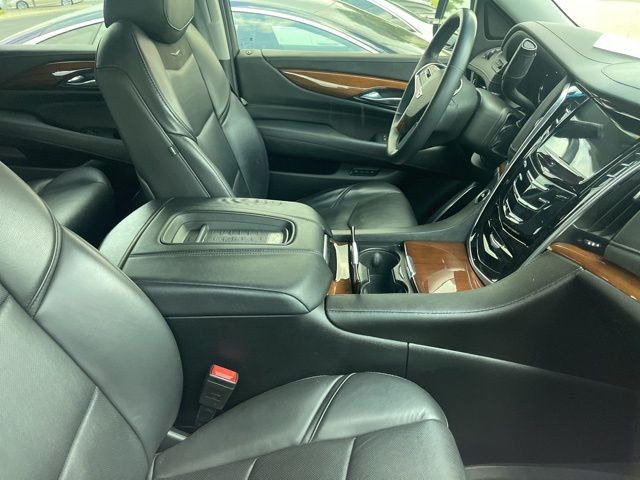Thumbnail: 2017 Cadillac Escalade - 6