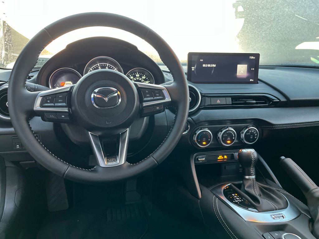 Thumbnail: 2026 Mazda MX-5 Miata - 18