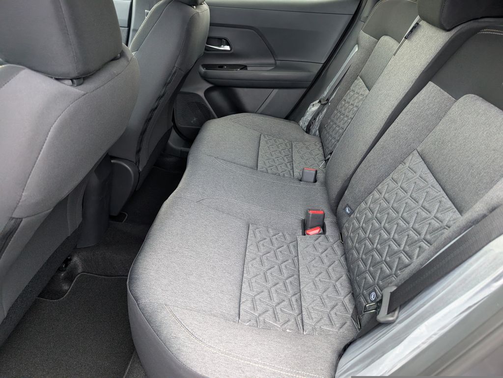 New 2026 Nissan Kicks SUV