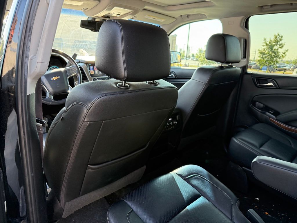 Thumbnail: 2017 Chevrolet Suburban - 9