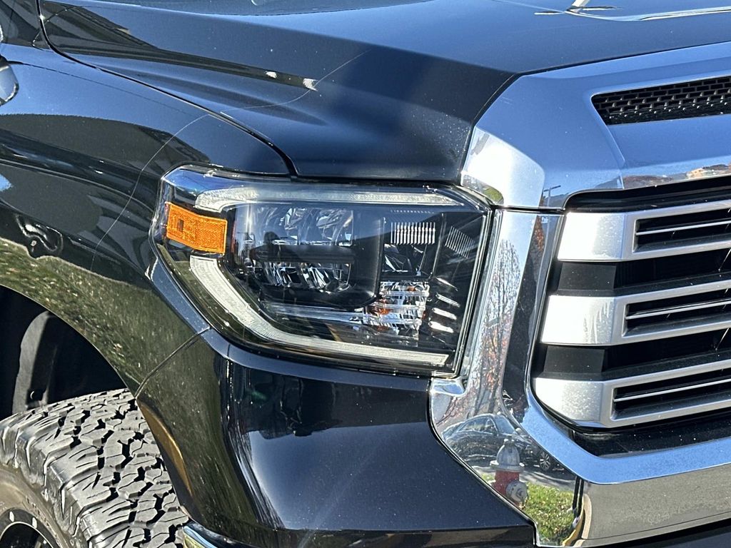 Thumbnail: 2019 Toyota Tundra - 4