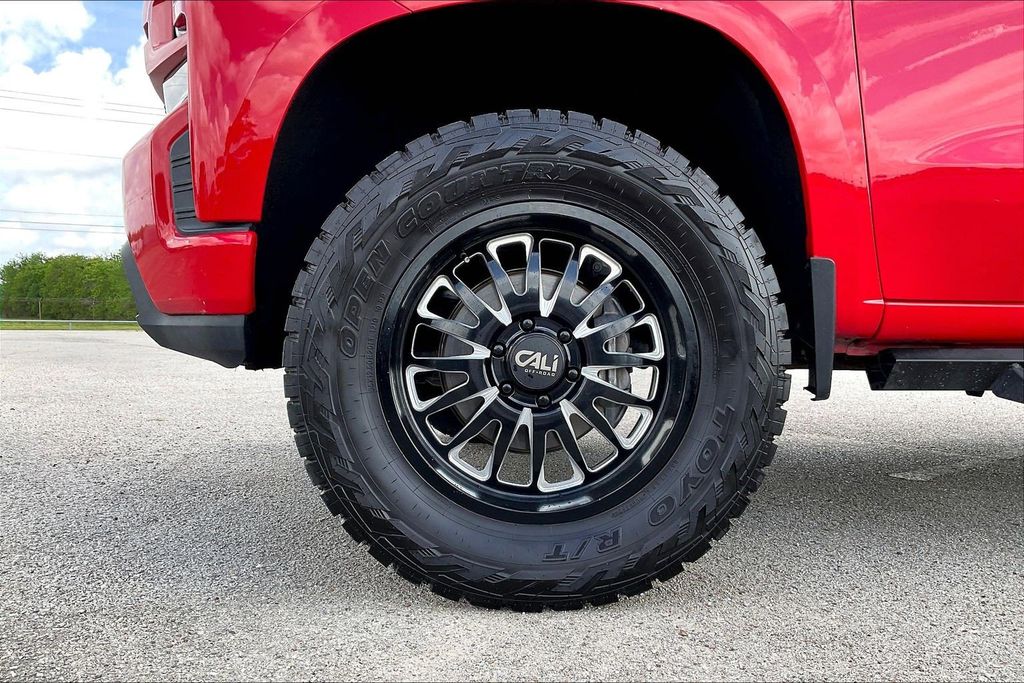 Used 2021 Chevrolet Silverado 1500 RST 4D Crew Cab
