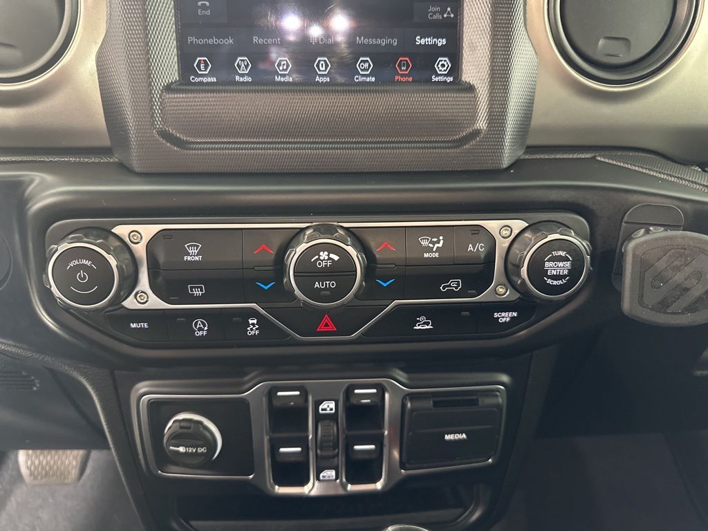 Used 2020 Gray Jeep Sport image 31