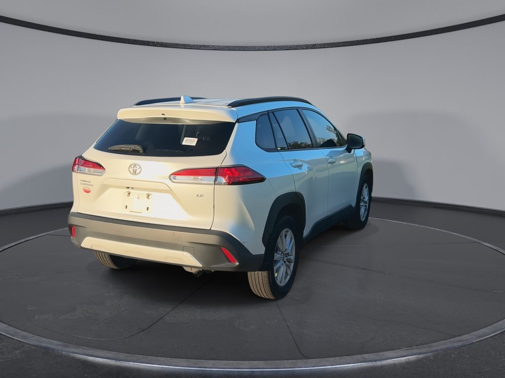 Thumbnail: 2022 Toyota Corolla Cross - 8