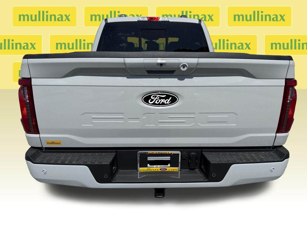 New 2026 White Ford XLT image 14