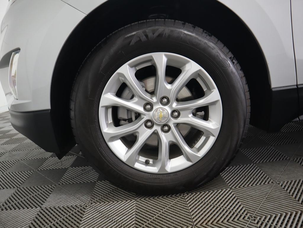 Thumbnail: 2021 Chevrolet Equinox - 31