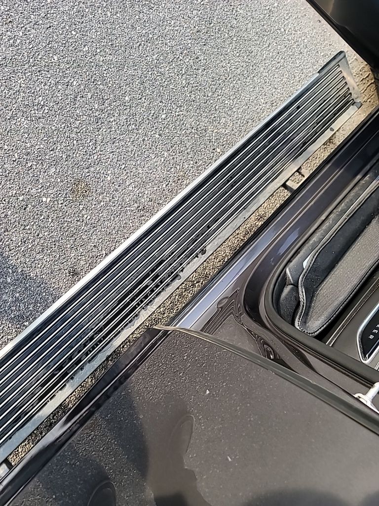 2022 Jeep Grand Wagoneer I photo 4