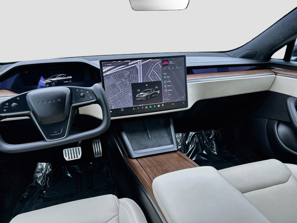 Thumbnail: 2022 Tesla Model S - 24