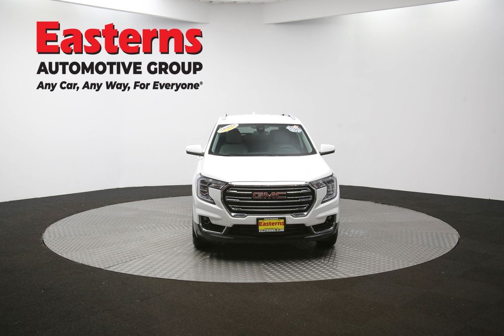 Used 2023 White GMC SLT image 53
