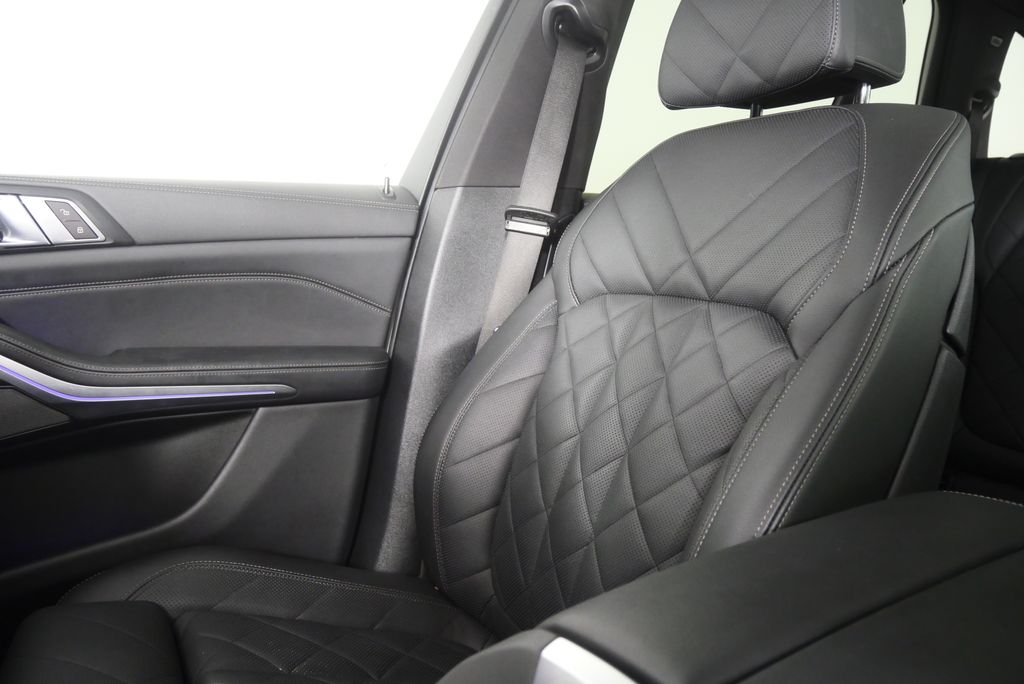 Thumbnail: 2024 BMW X5 - 24