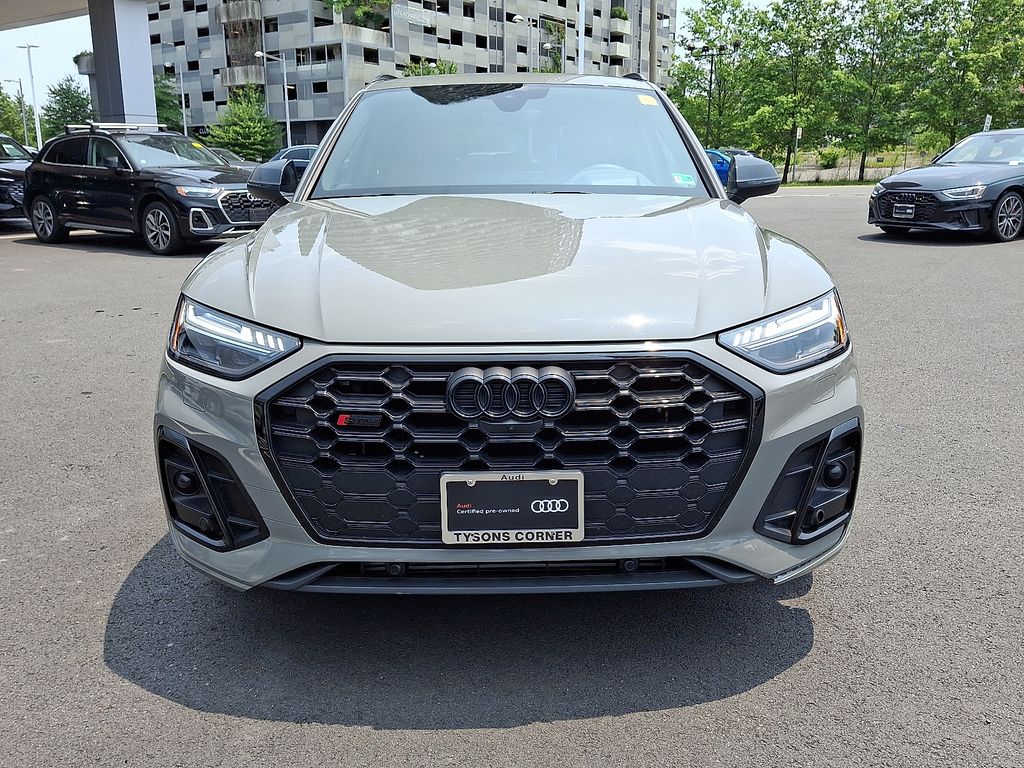 2022 Audi SQ5 Prestige 2